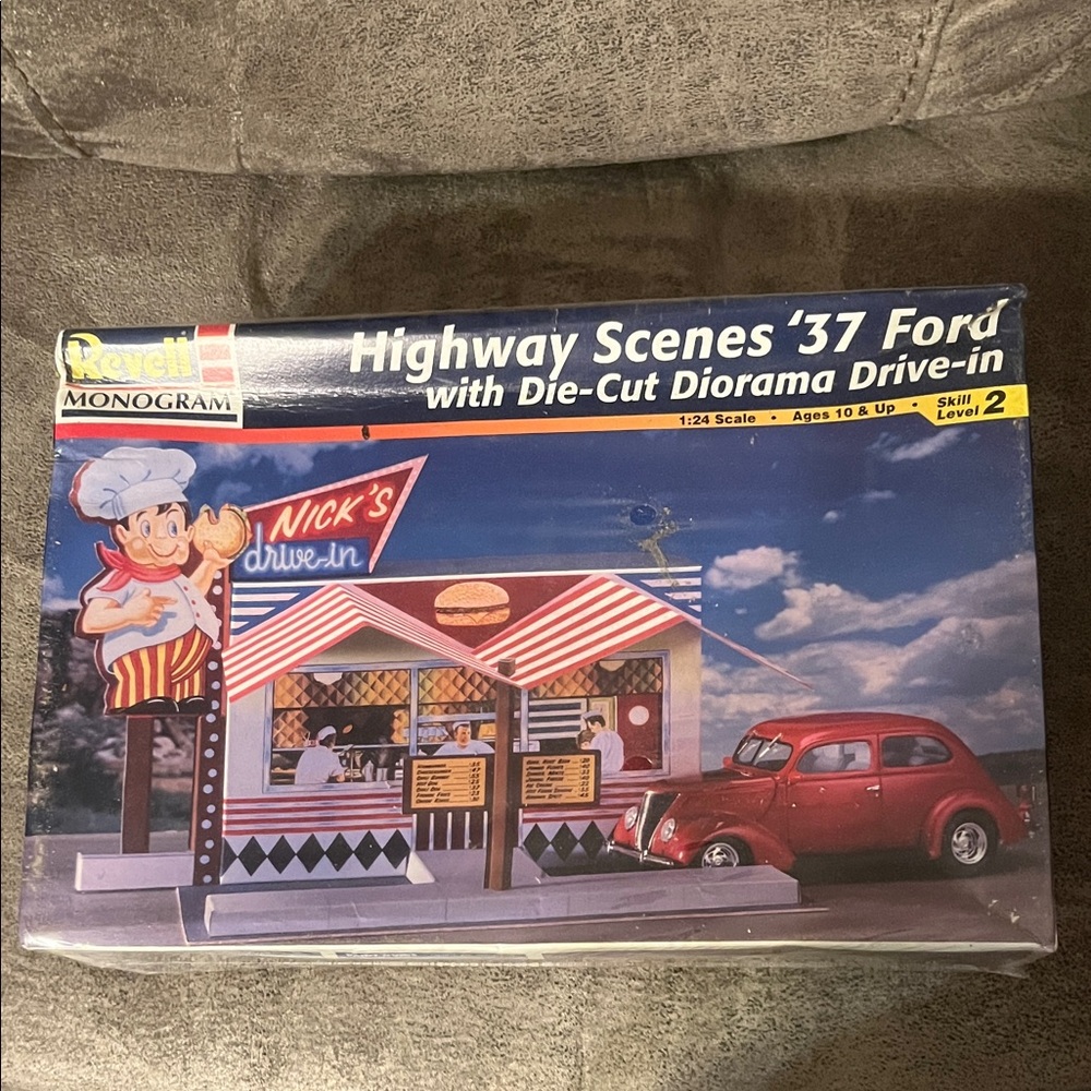 NIB Revell Monogram Highway Scenes '37 Ford Model Kit w/ Diorama Drive-In